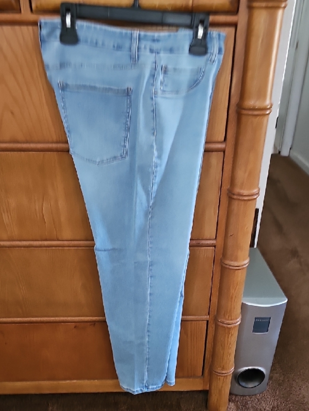 Time and Tru Women’s Light Blue Skinny Jeans